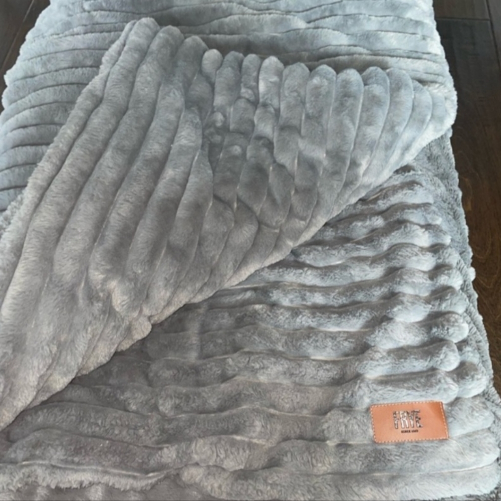 Frye Jacquard Channel Faux Fur Comforter
